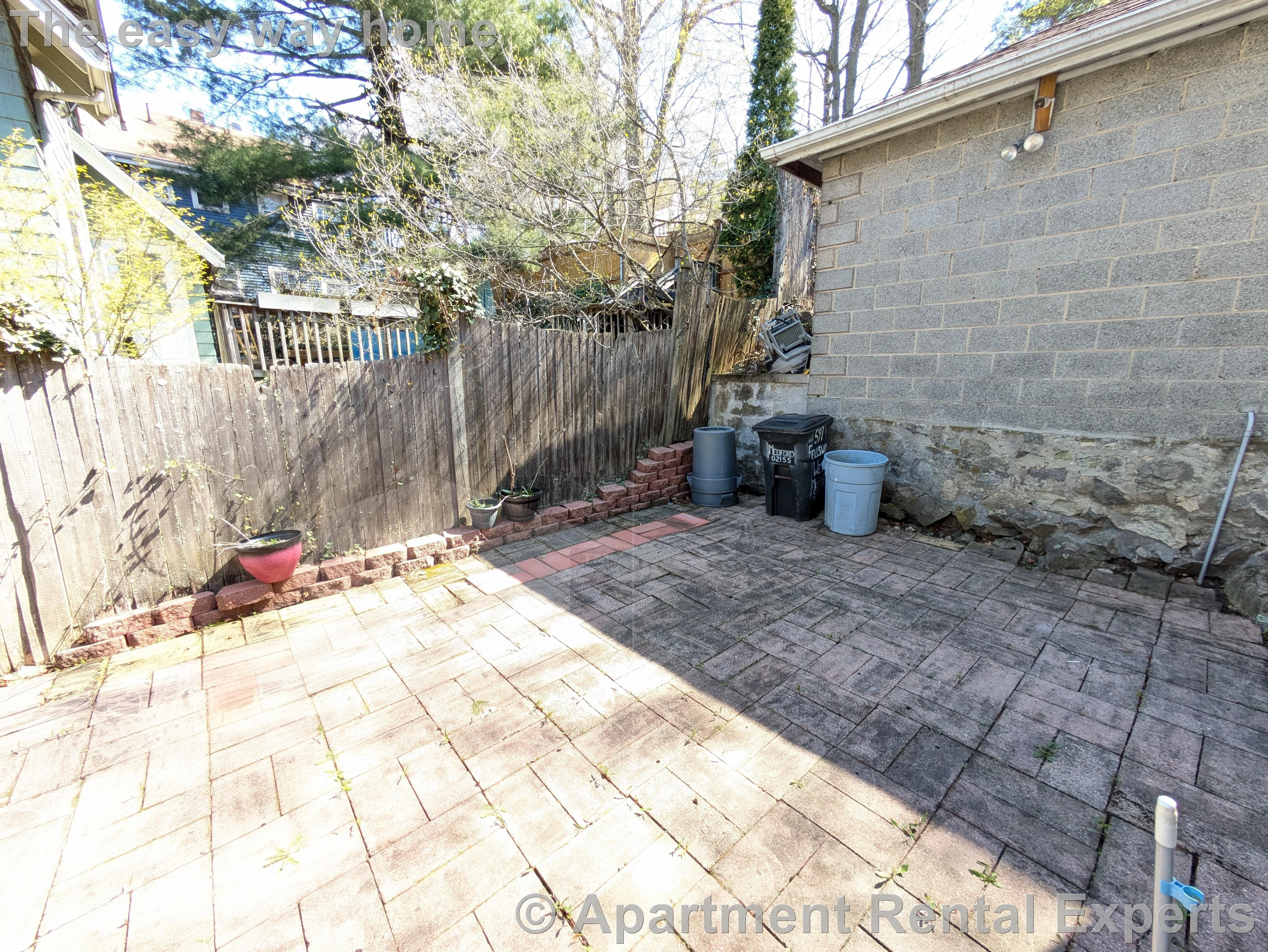 3 bed, 1 bath apartment for rent at 595 Fellsway West, Medford Square — photo 12 of 13