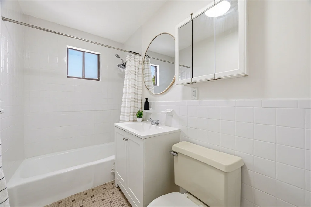 2 bed, 2 bath apartment for rent at 595 Revere Beach Pkwy Unit 40, Revere — photo 19 of 27