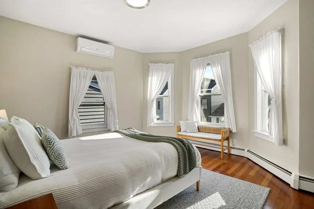 2 bed, 1 bath apartment for rent at 596 E 2nd St Unit 3, South Boston — photo 13 of 25