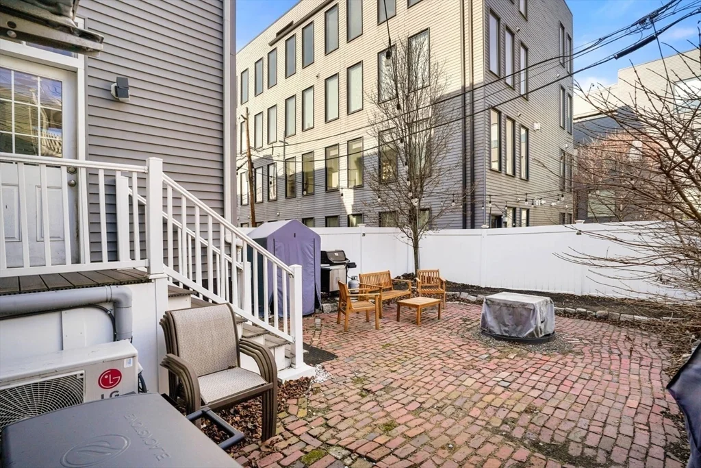 2 bed, 1 bath apartment for rent at 596 E 2nd St Unit 3, South Boston — photo 22 of 25