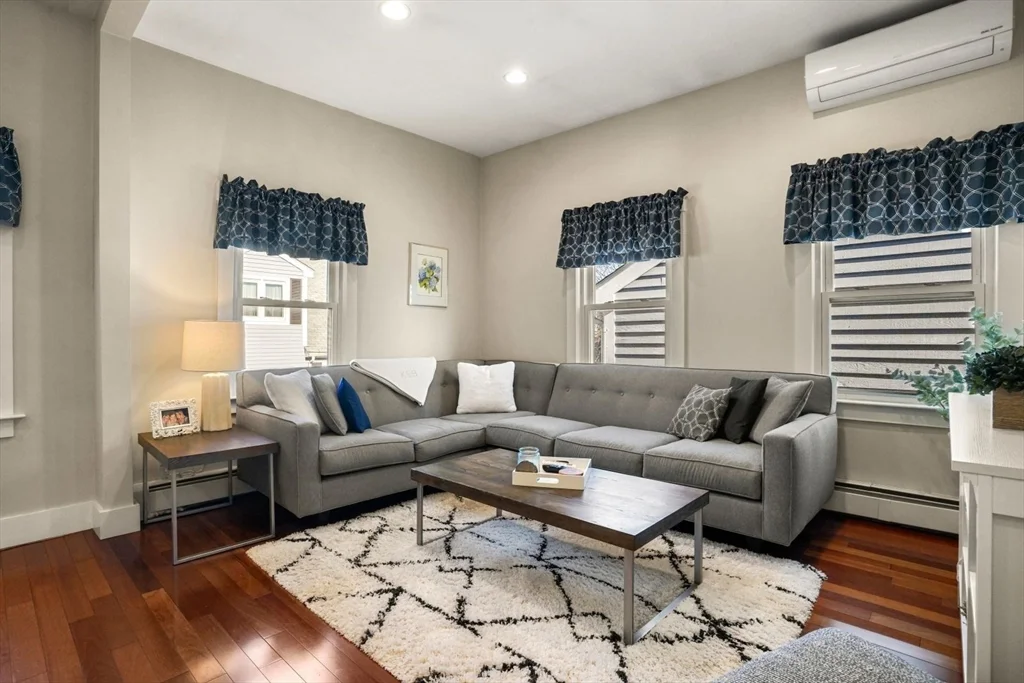 2 bed, 1 bath apartment for rent at 596 E 2nd St Unit 3, South Boston — photo 8 of 25