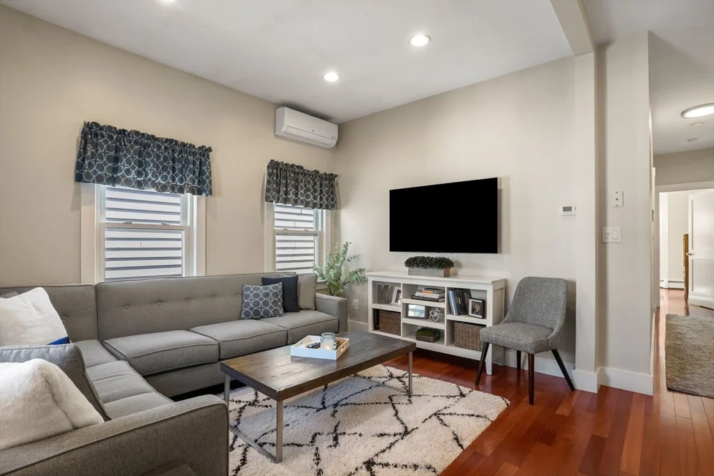 2 bed, 1 bath apartment for rent at 596 E 2nd St Unit 3, South Boston — photo 9 of 25