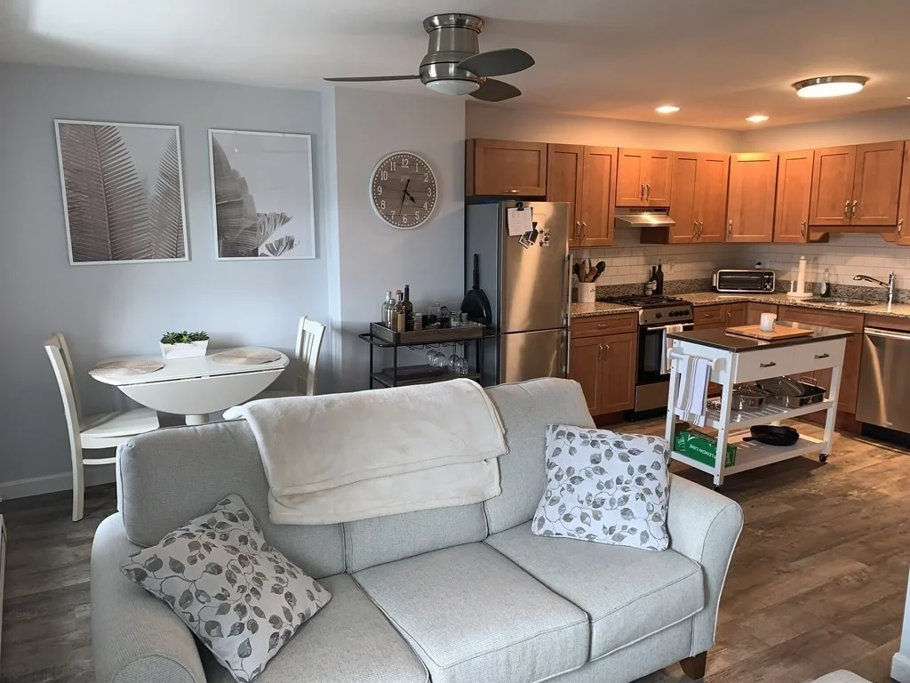 1 bed, 1 bath apartment for rent at 597 E 5th St Unit 3, South Boston — photo 4 of 10
