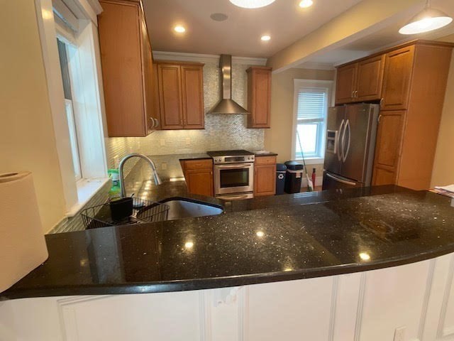 3 bed, 3 bath apartment for rent at 597 E 7th St Unit 1, South Boston — photo 3 of 16