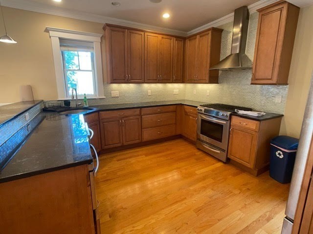 3 bed, 3 bath apartment for rent at 597 E 7th St Unit 1, South Boston — photo 1 of 16