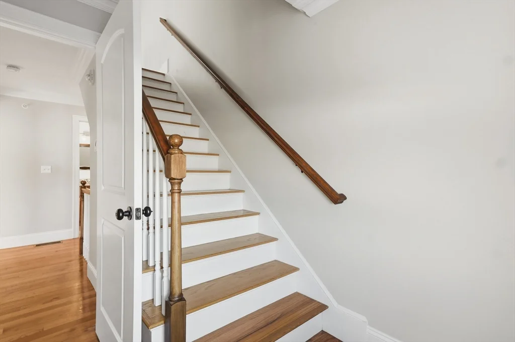3 bed, 2 bath apartment for rent at 597 Sea St Unit 2, Quincy — photo 17 of 42