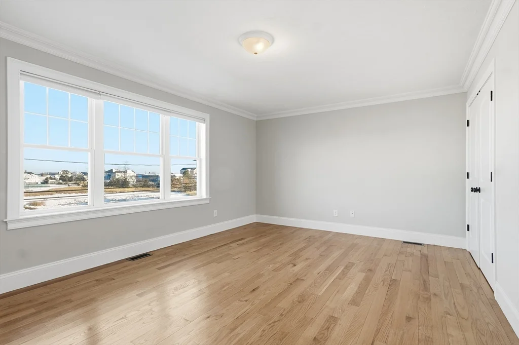 3 bed, 2 bath apartment for rent at 597 Sea St Unit 2, Quincy — photo 25 of 42