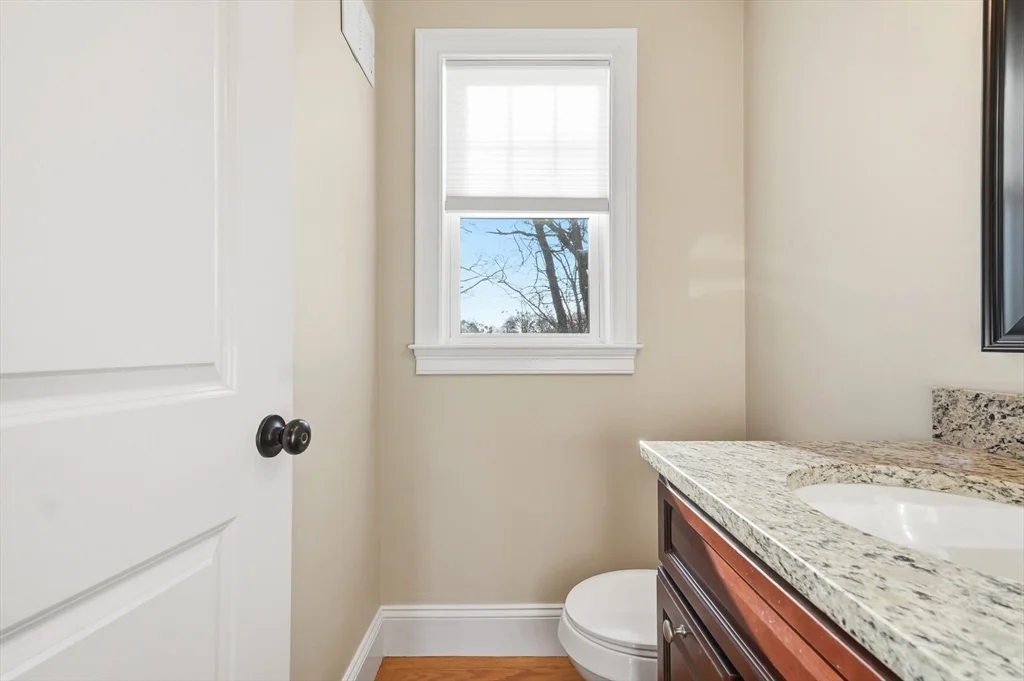 3 bed, 2 bath apartment for rent at 597 Sea St Unit 2, Quincy — photo 37 of 42