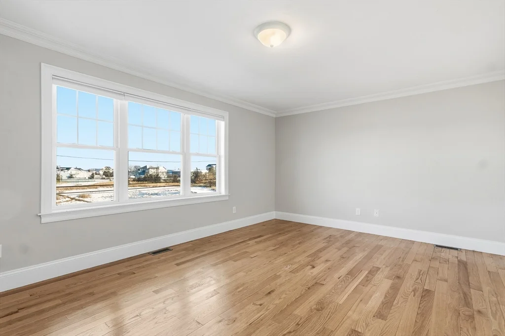 3 bed, 2 bath apartment for rent at 597 Sea St Unit 2, Quincy — photo 26 of 42