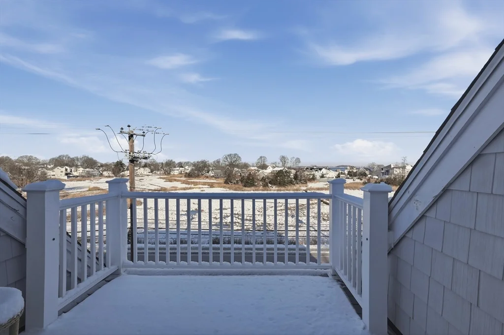 3 bed, 2 bath apartment for rent at 597 Sea St Unit 2, Quincy — photo 42 of 42