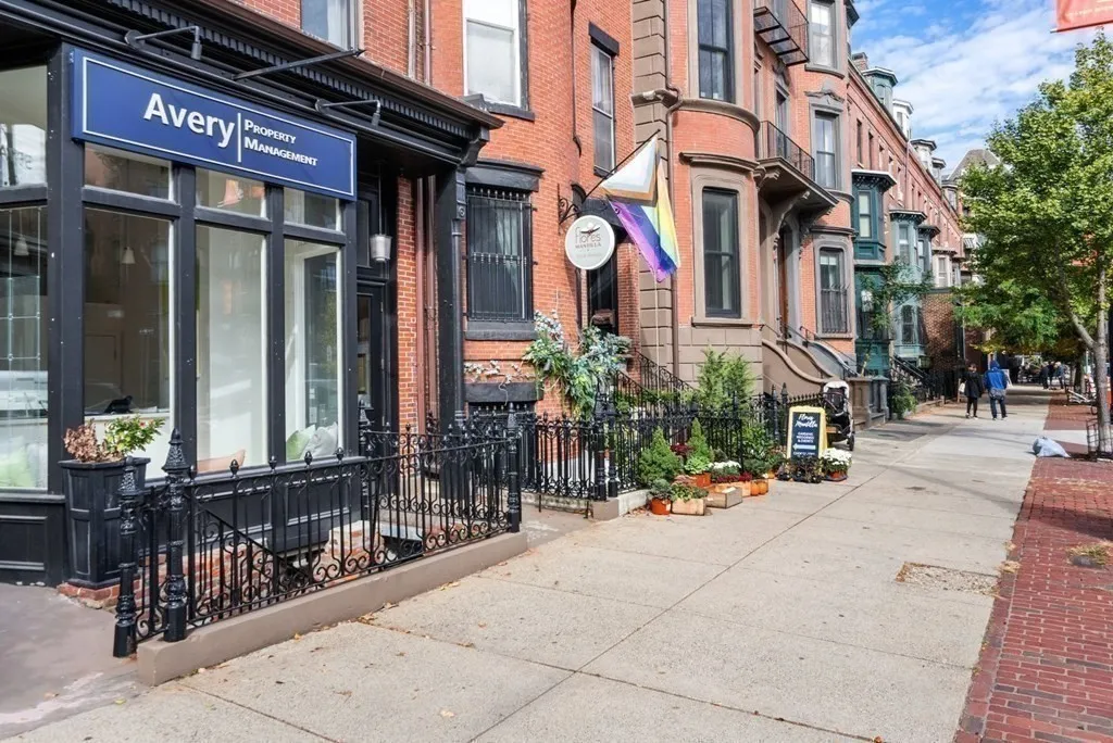 1 bed, 1 bath apartment for rent at 597 Tremont St Unit 3, South End — photo 15 of 19