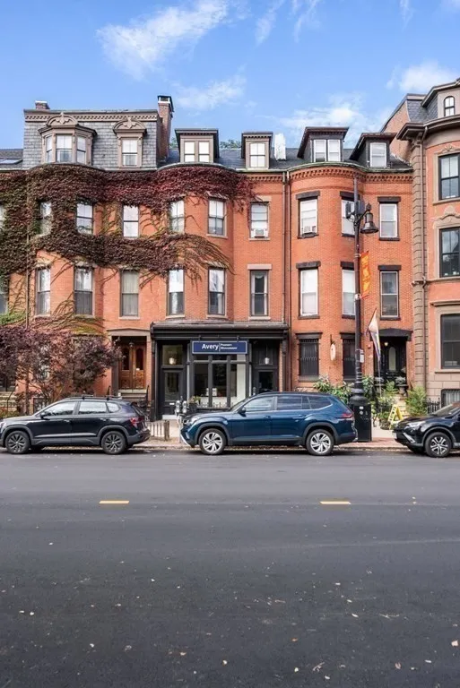 1 bed, 1 bath apartment for rent at 597 Tremont St Unit 3, South End — photo 18 of 19