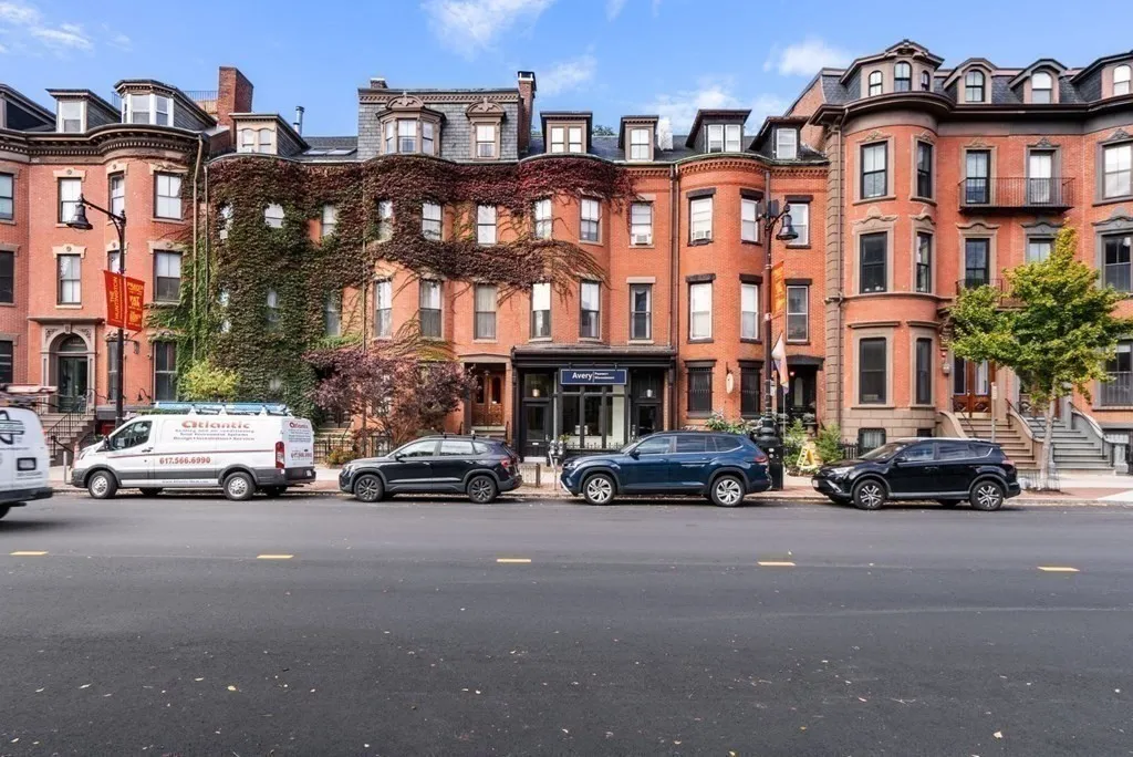 1 bed, 1 bath apartment for rent at 597 Tremont St Unit 3, South End — photo 16 of 19