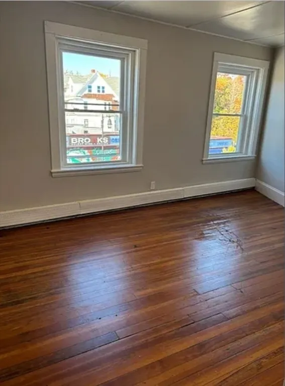 3 bed, 1 bath apartment for rent at 598 Hyde Park Ave Unit 3, Roslindale — photo 8 of 11