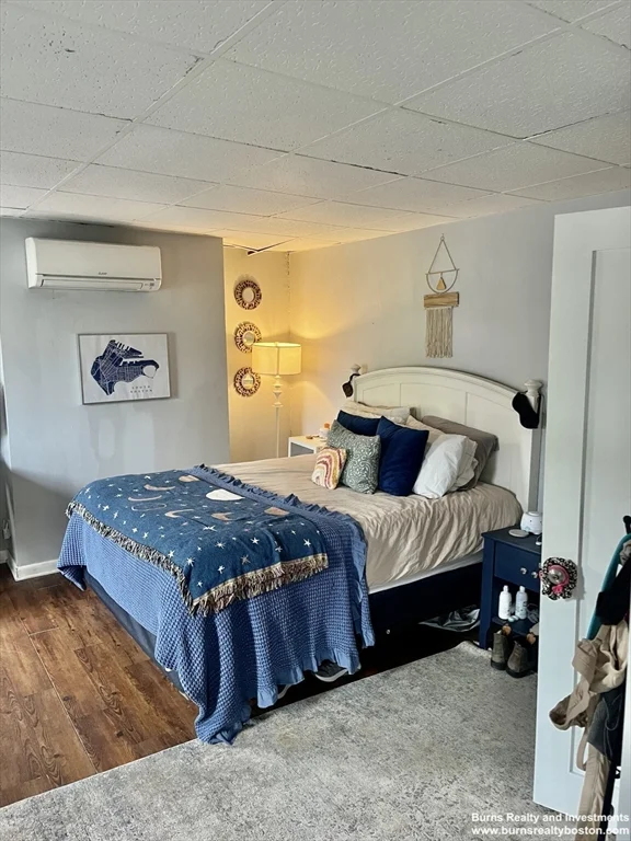 5 bed, 3 bath apartment for rent at 599 East Broadway Unit 2, South Boston — photo 14 of 24