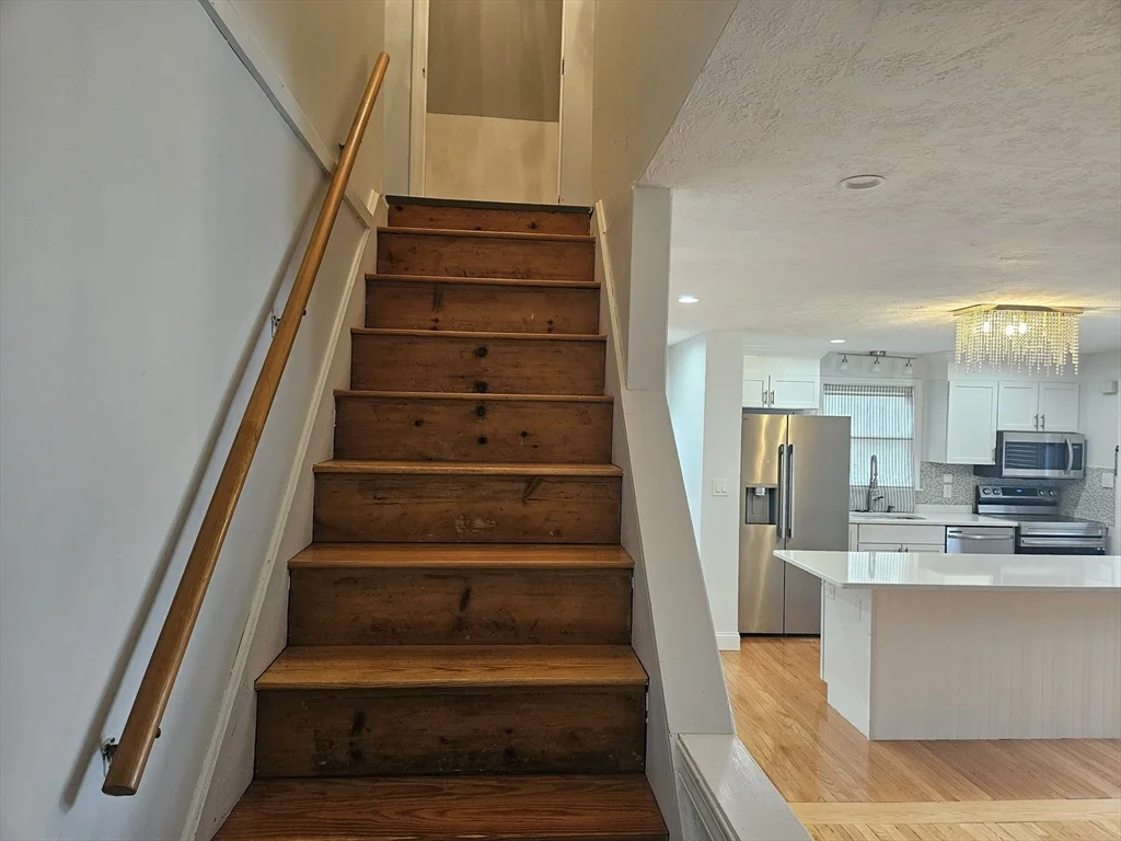 3 bed, 1 bath apartment for rent at 599 North St, Randolph — photo 10 of 18