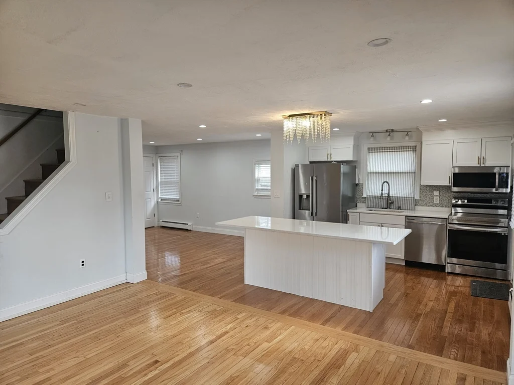 3 bed, 1 bath apartment for rent at 599 North St, Randolph — photo 6 of 18