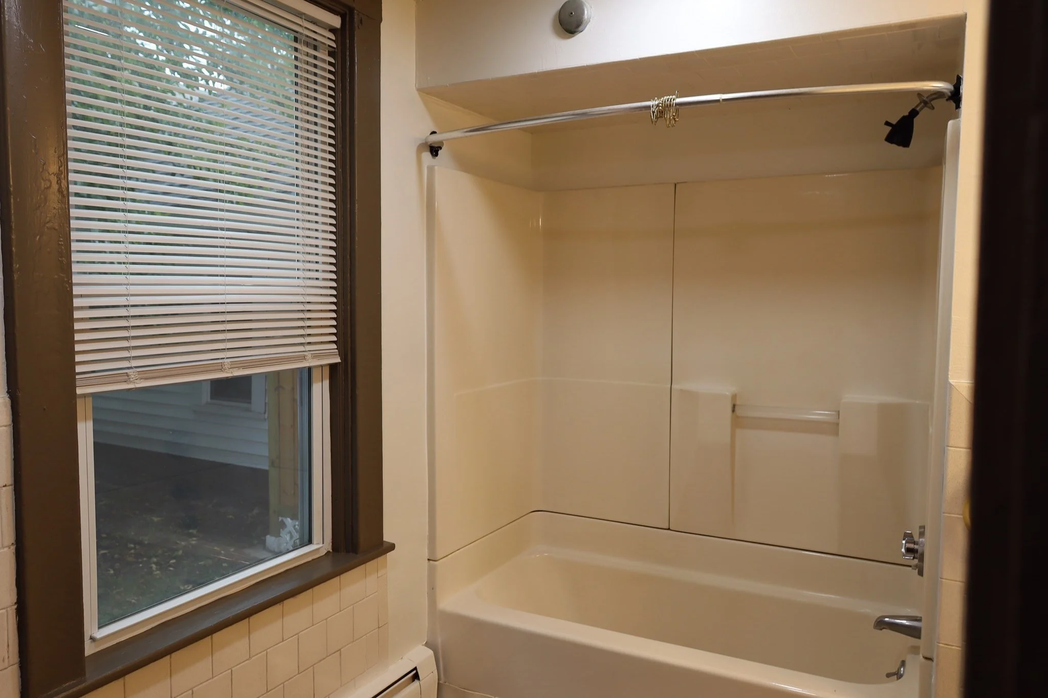 2 bed, 1 bath apartment for rent at 599 Rathbun St Unit 1R, Blackstone — photo 5 of 26