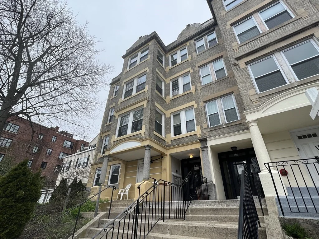 1 bed, 1 bath apartment for rent at 59A Strathmore Rd Unit 1A, Brighton — photo 1 of 6