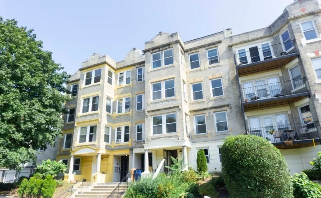 3 bed, 1 bath apartment for rent at 59A Strathmore Rd Unit 2, Brighton — photo 1 of 7