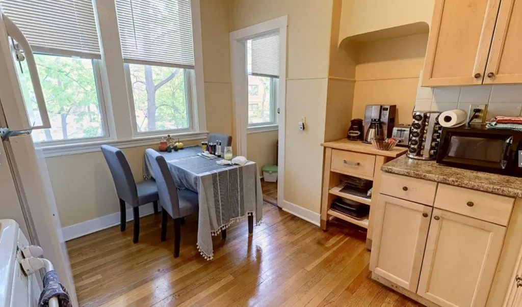3 bed, 1 bath apartment for rent at 59A Strathmore Rd Unit 3, Brighton — photo 6 of 29