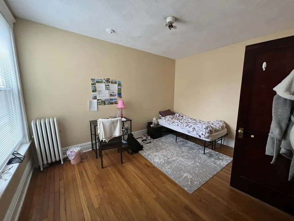 3 bed, 1 bath apartment for rent at 59A Strathmore Rd Unit 3, Brighton — photo 27 of 29