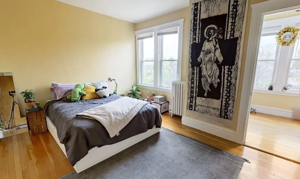 3 bed, 1 bath apartment for rent at 59A Strathmore Rd Unit 3, Brighton — photo 13 of 29
