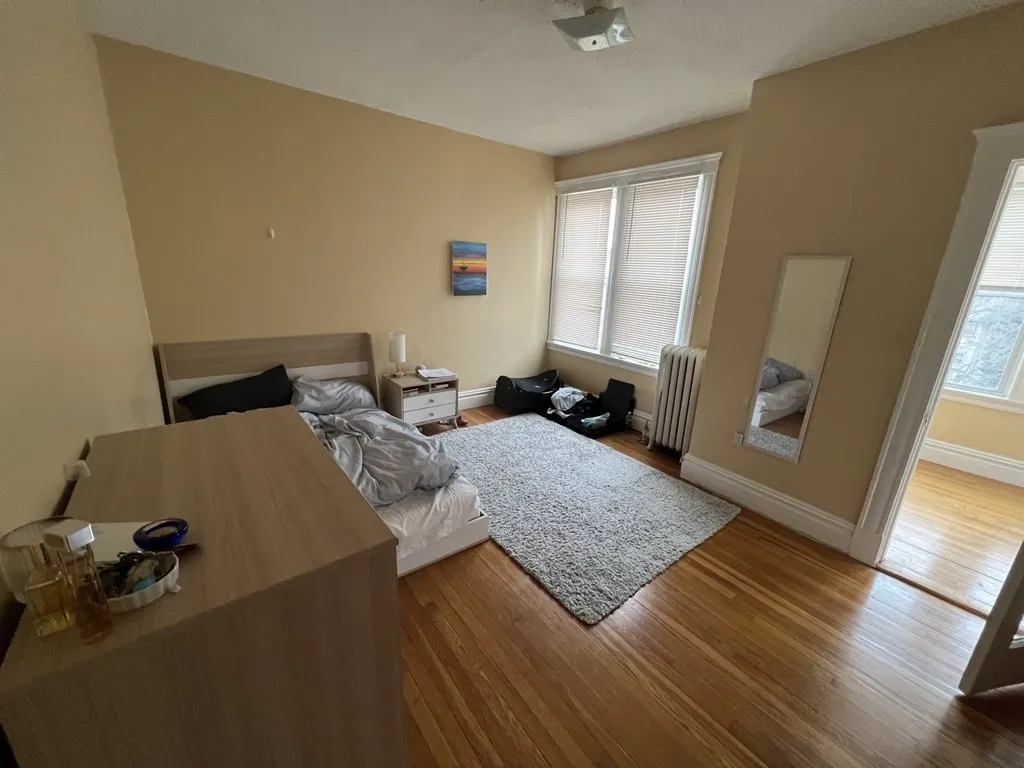 3 bed, 1 bath apartment for rent at 59A Strathmore Rd Unit 3, Brighton — photo 23 of 29
