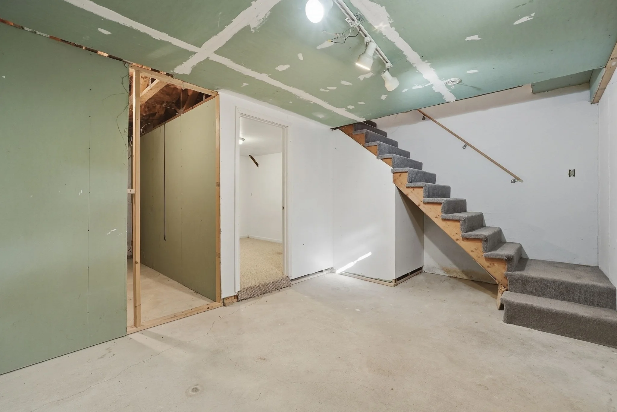 2 bed, 1 bath apartment for rent at 5A Warwick St Unit 1, Auburn — photo 16 of 26