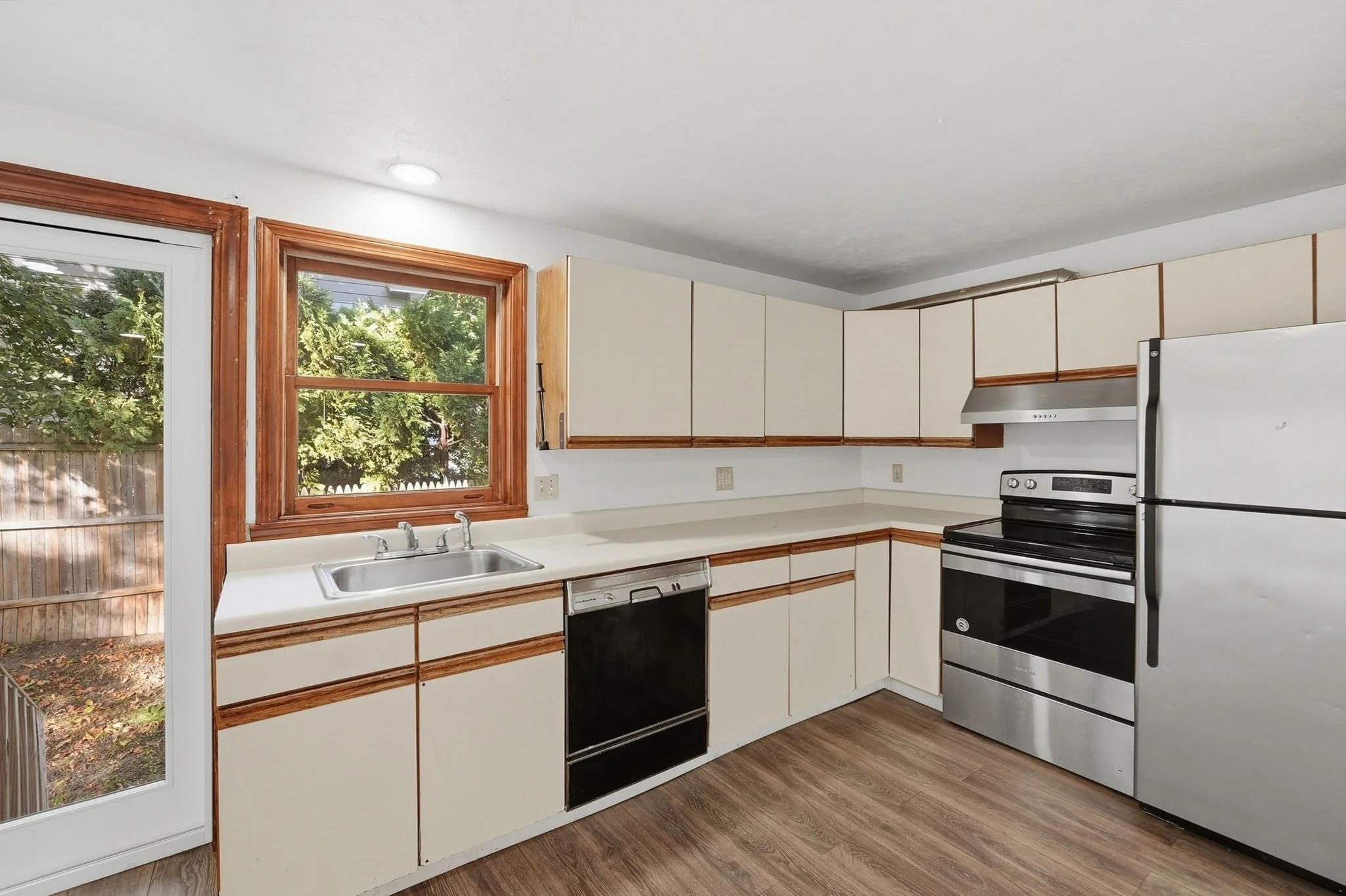 2 bed, 1 bath apartment for rent at 5A Warwick St Unit 1, Auburn — photo 4 of 26