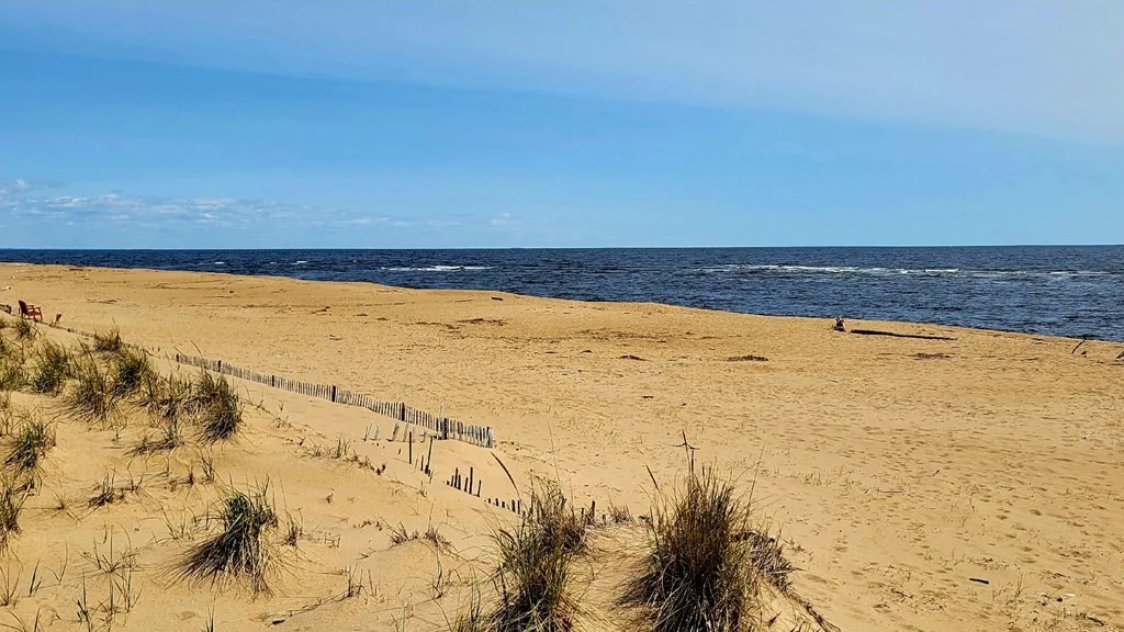3 bed, 1 bath apartment for rent at 6 2nd Unit WINTER, Plum Island — photo 15 of 15