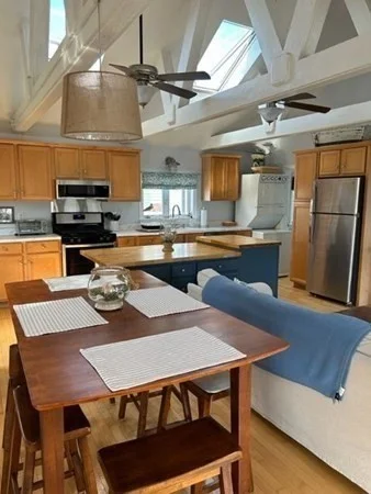 1 bed, 1 bath apartment for rent at 6 78 Unit B-WINTER, Plum Island — photo 2 of 12