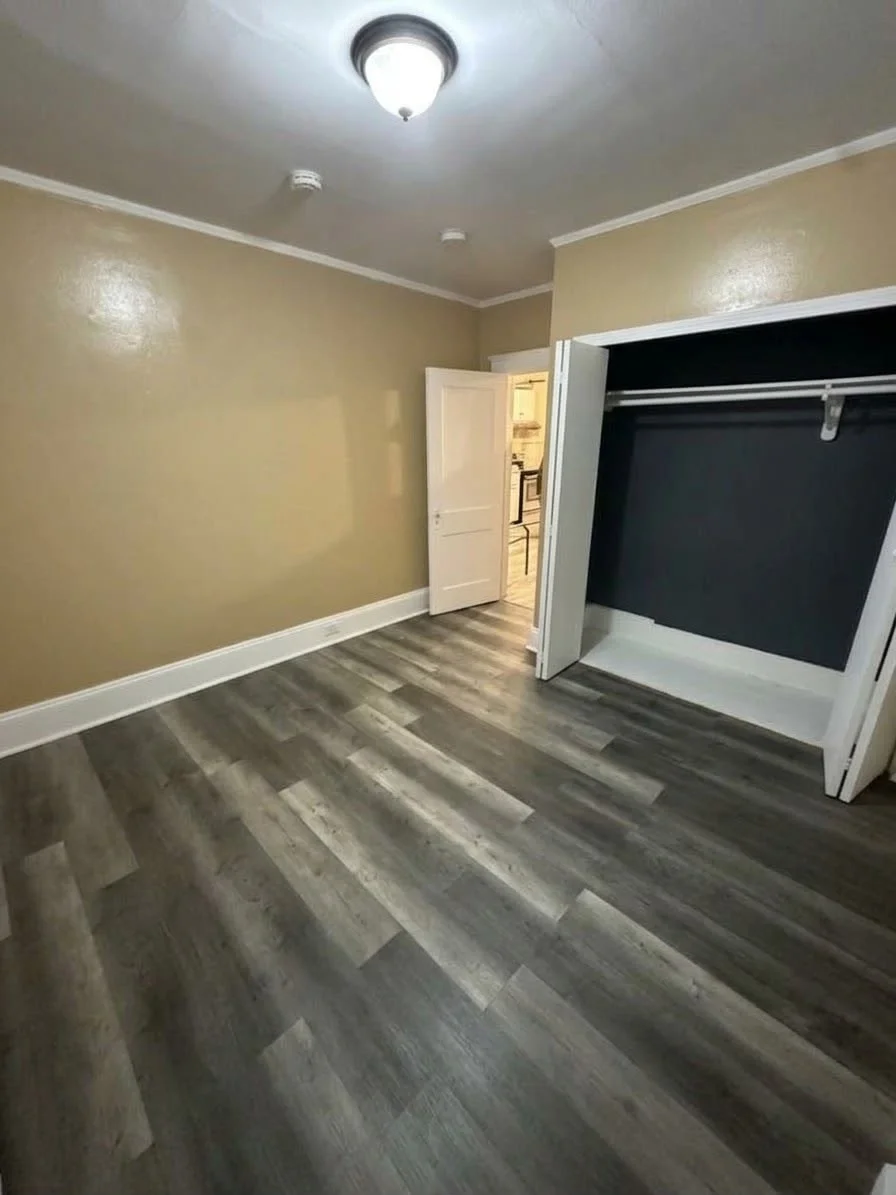 3 bed, 1 bath apartment for rent at 6-8 Blossom St Unit 1, Bradford — photo 5 of 11