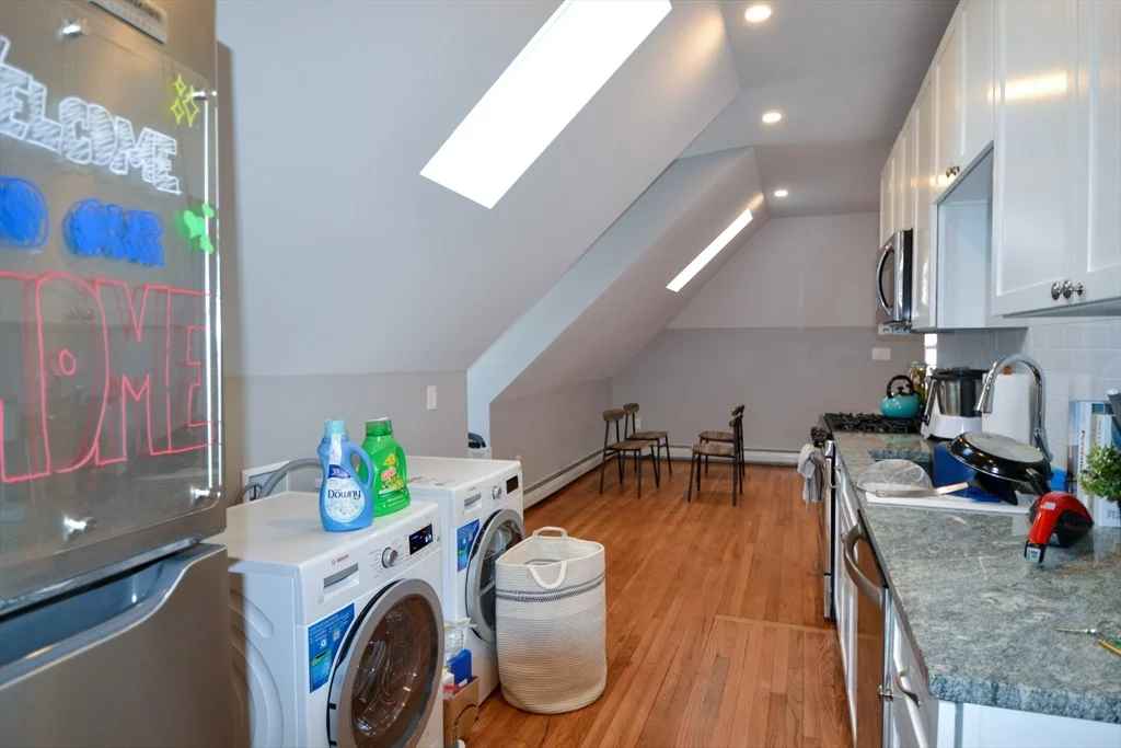 2 bed, 2 bath apartment for rent at 6-8 South St Unit 3, Brighton — photo 4 of 8