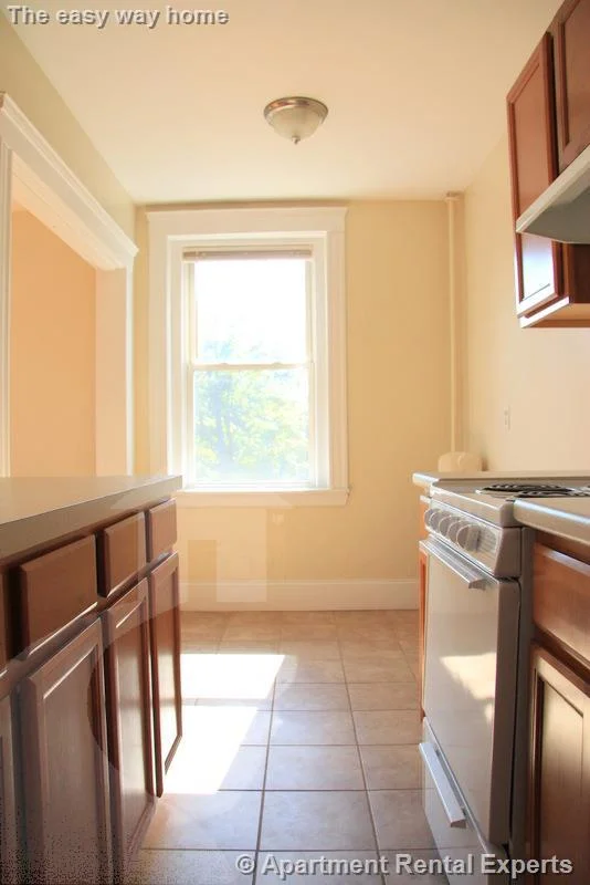 1 bed, 1 bath apartment for rent at 6 Agassiz St Unit 7, Neighborhood Nine — photo 5 of 18