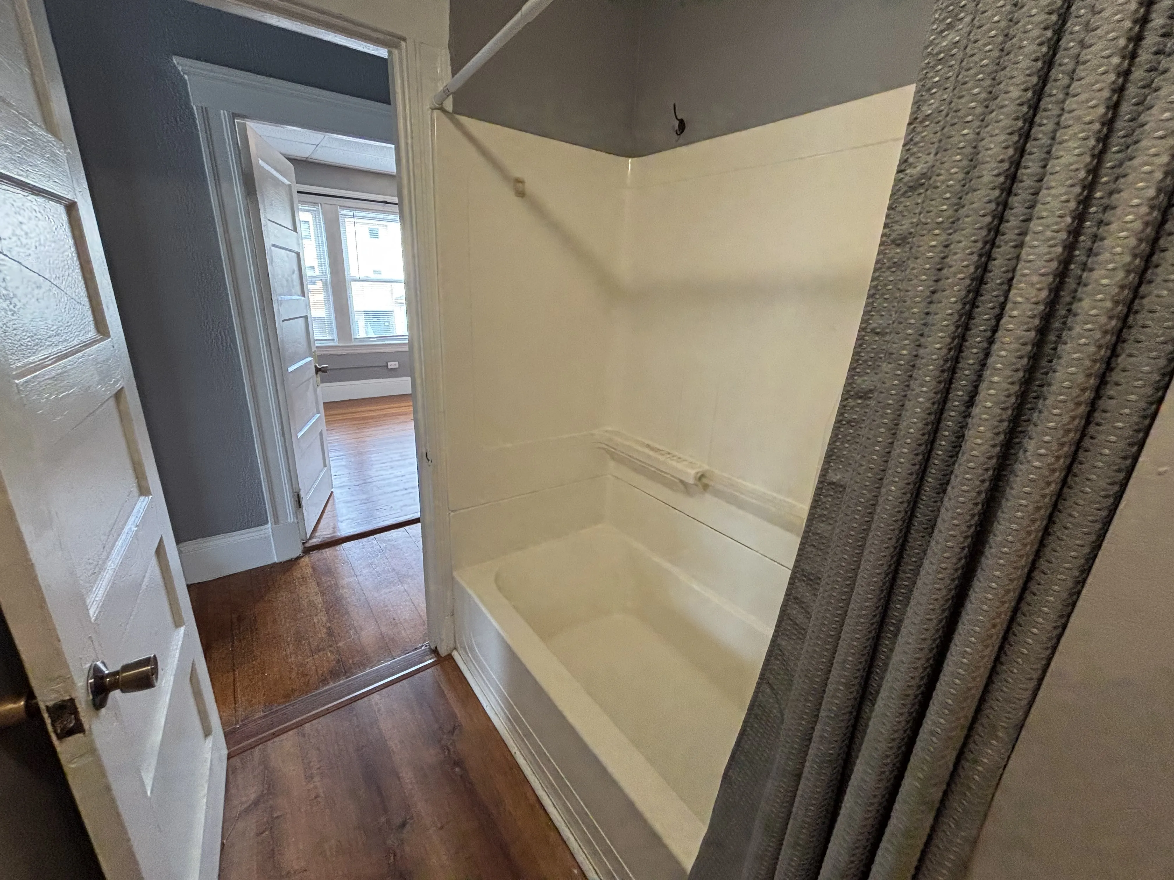 2 bed, 1 bath apartment for rent at 6 Alberta Ter Unit 1, North Cambridge — photo 5 of 11