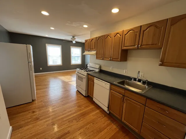 2 bed, 1 bath apartment for rent at 6 Alberta Ter Unit 2, North Cambridge — photo 9 of 13