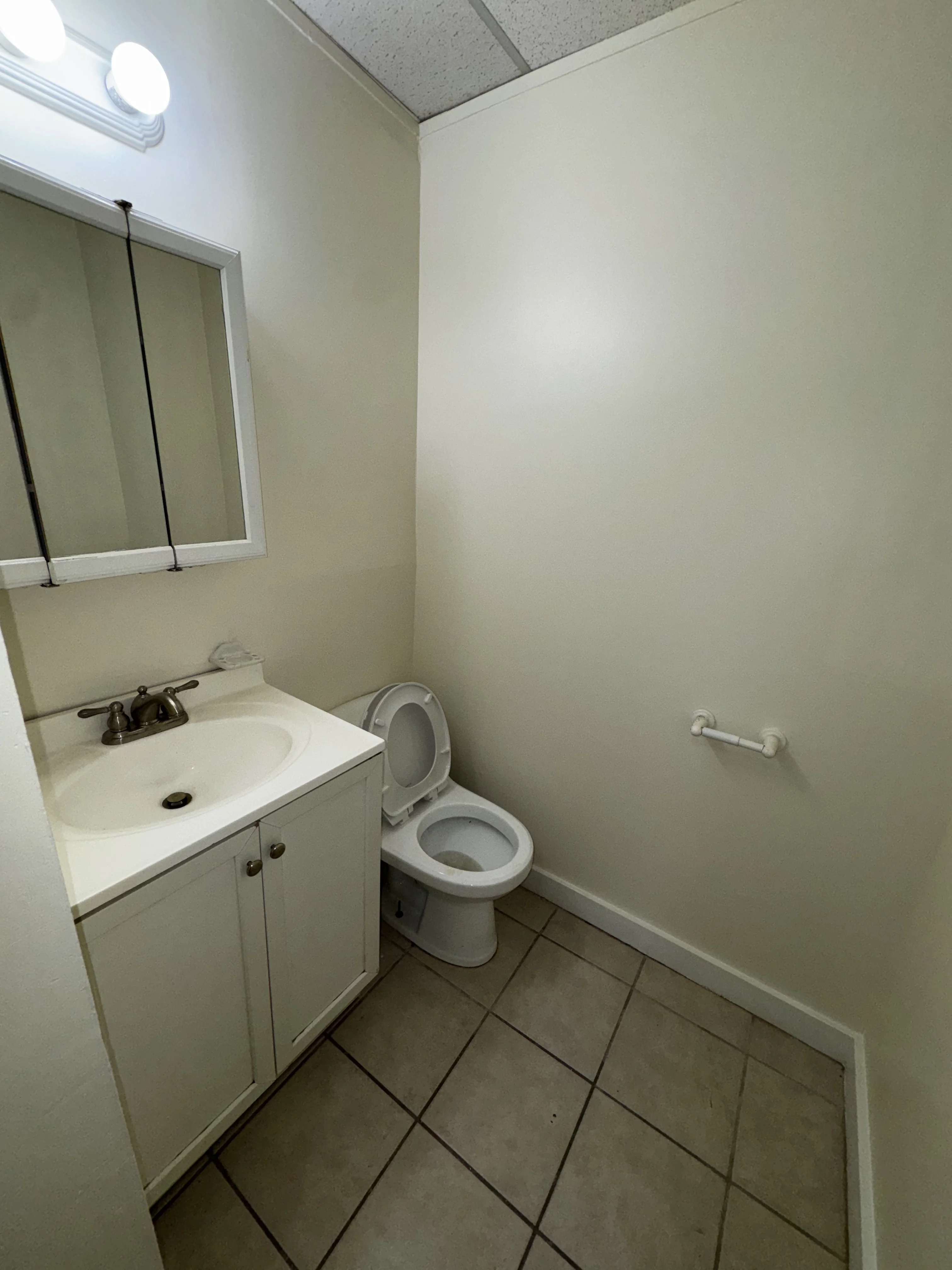 2 bed, 1 bath apartment for rent at 6 Alberta Ter Unit 3, North Cambridge — photo 7 of 7