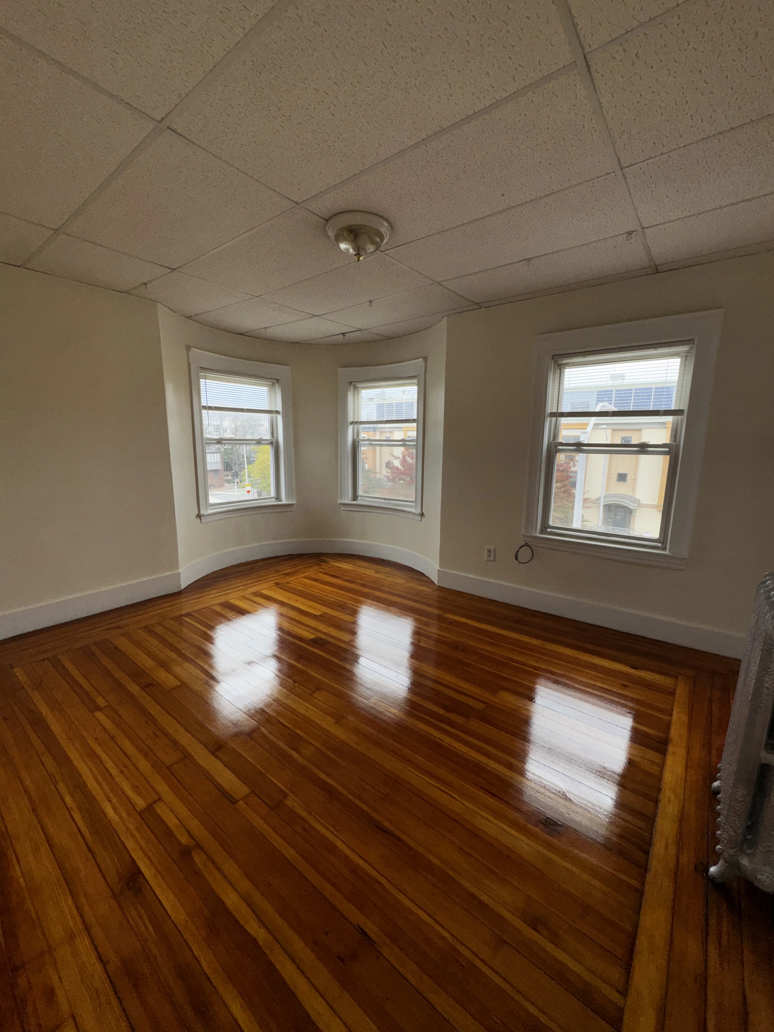2 bed, 1 bath apartment for rent at 6 Alberta Ter Unit 3, North Cambridge — photo 4 of 7