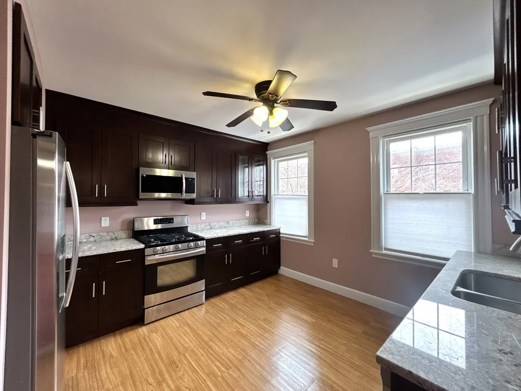 4 bed, 2 bath apartment for rent at 6 Alton Ct Unit 2, Coolidge Corner — photo 9 of 11