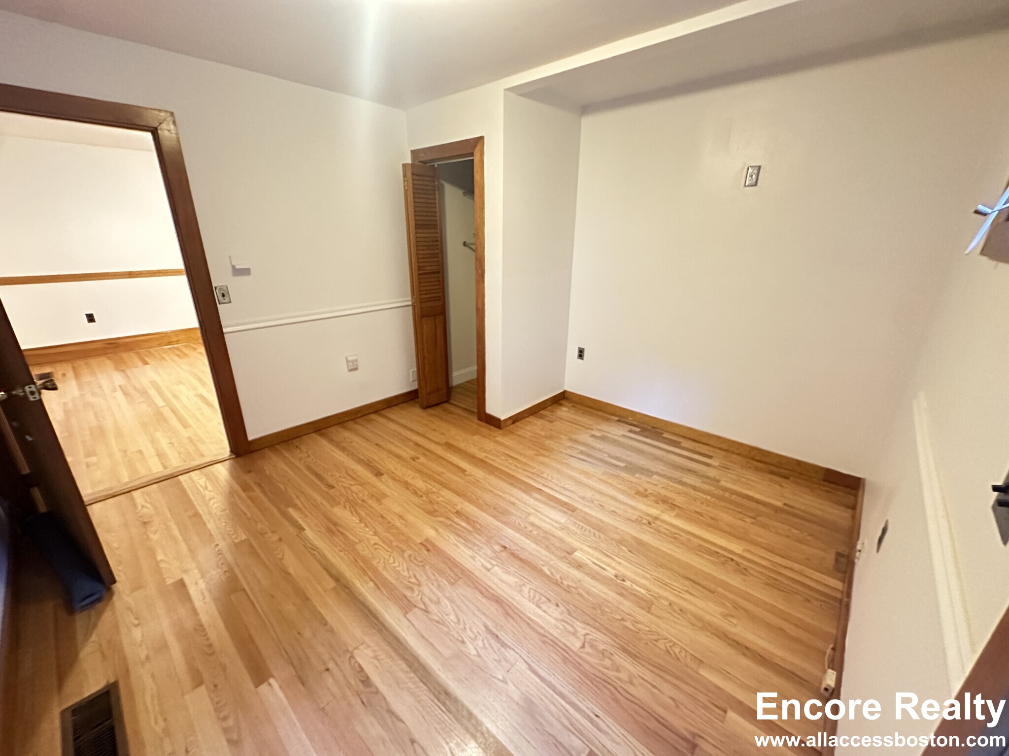 2 bed, 1 bath apartment for rent at 6 Antrim St Unit 1, Mid-Cambridge — photo 6 of 10