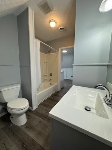 3 bed, 1 bath apartment for rent at 6 Apple St Unit 3, Lynn — photo 10 of 20