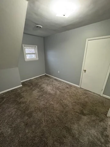 3 bed, 1 bath apartment for rent at 6 Apple St Unit 3, Lynn — photo 14 of 20