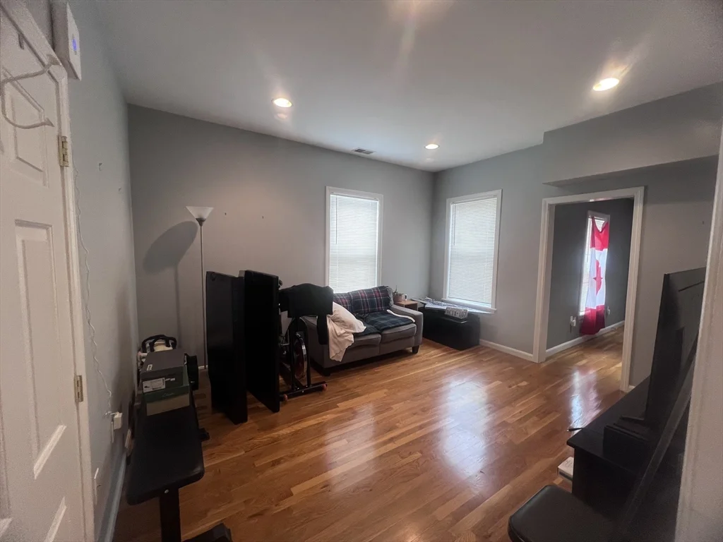 2 bed, 1 bath apartment for rent at 6 Arcadia St Unit 2, Jamaica Plain — photo 9 of 23