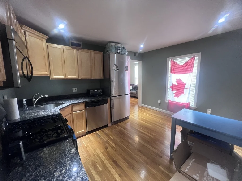 2 bed, 1 bath apartment for rent at 6 Arcadia St Unit 2, Jamaica Plain — photo 4 of 23