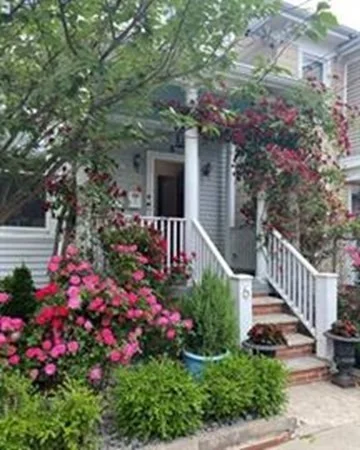 2 bed, 1 bath apartment for rent at 6 Arcadia St Unit 2, Jamaica Plain — photo 2 of 23