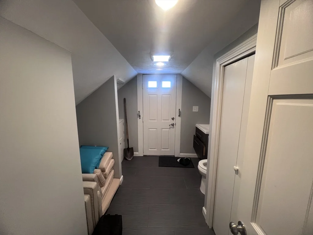 2 bed, 1 bath apartment for rent at 6 Arcadia St Unit 2, Jamaica Plain — photo 17 of 23