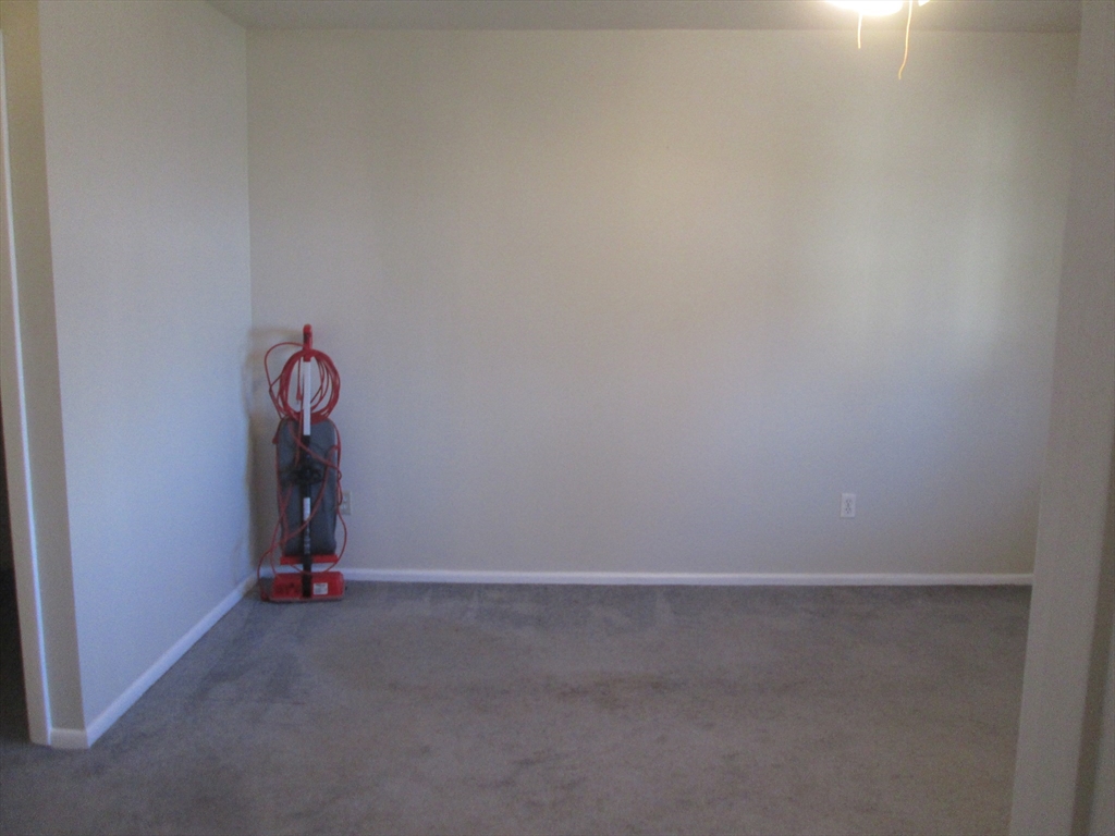 1 bed, 1 bath apartment for rent at 6 Arizona Unit 5, Arlington — photo 2 of 6