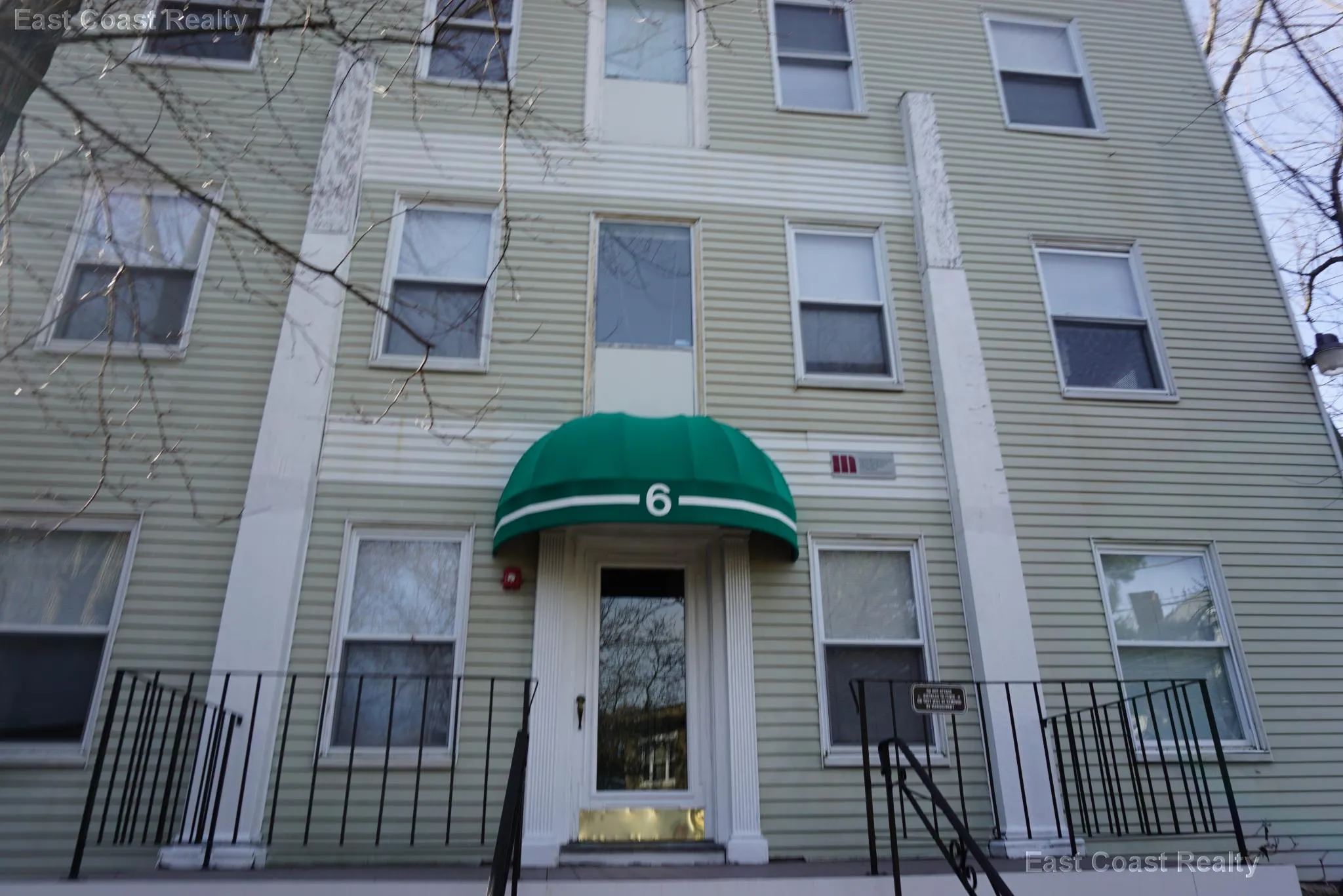 4 bed, 2 bath apartment for rent at 6 Ashford Ct Unit 3, Allston — photo 21 of 22