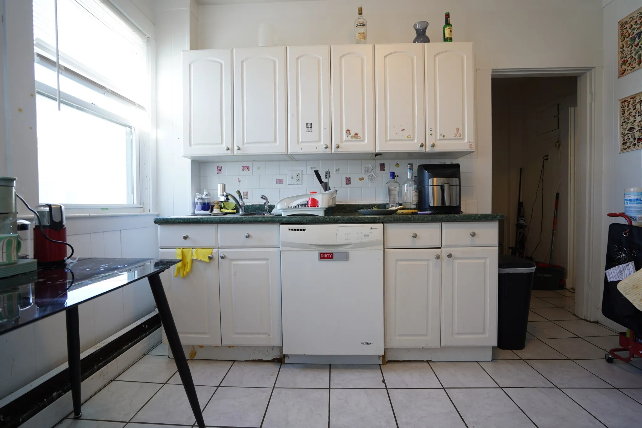 4 bed, 2 bath apartment for rent at 6 Ashford Ct Unit 3, Allston — photo 18 of 22